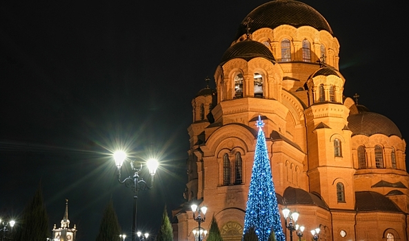 Митрополит Феодор поздравил волгоградцев с наступающим Рождеством