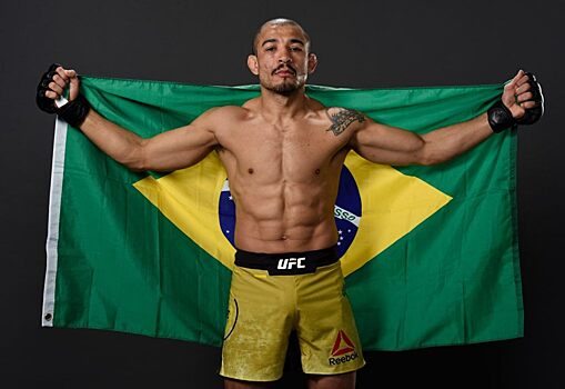 Бывший чемпион UFC завершил карьеру бойца