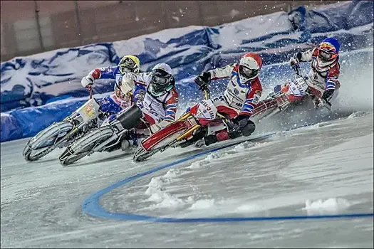 В Тольятти стартовал ледовый гоночный сезон