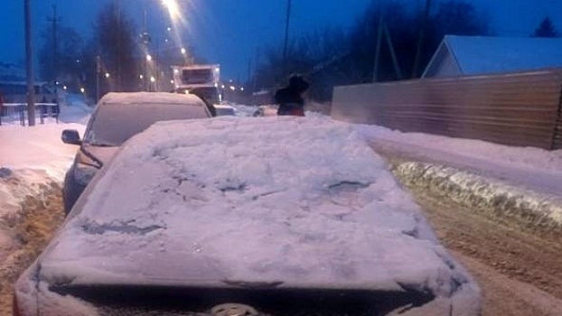 В Вологде автомобилист выехал на встречку: есть пострадавшие