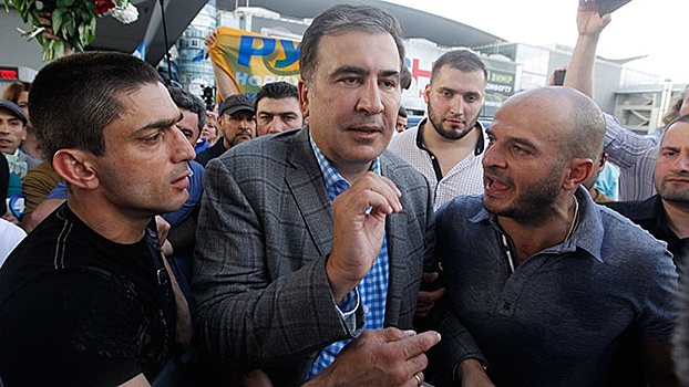 Ночные клубы с Трампом и хинкали с Бушем-младшим: о чем рассказал Саакашвили в интервью Гордону