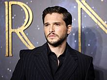 Звезда «Игры престолов» жестко ответил на призыв переснять финал сериала