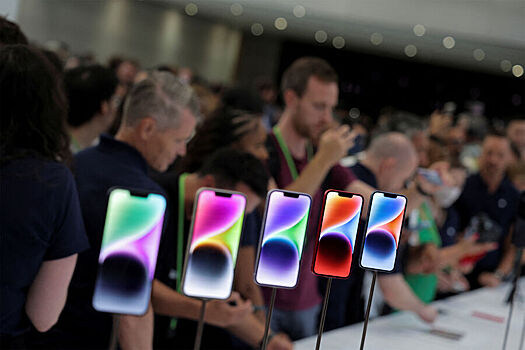 На Apple подали в суд из-за сбора данных пользователей iPhone