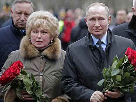 Нарусову растрогала речь Путина в память о Собчаке