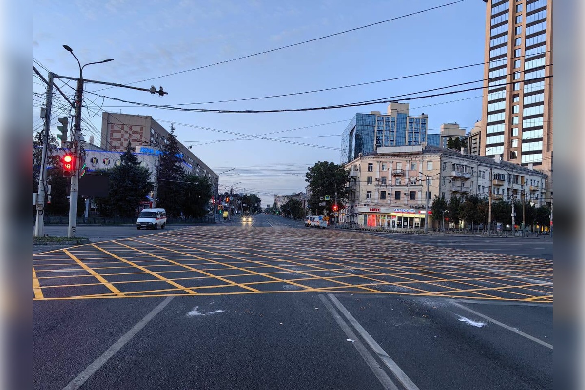 На дорогах Воронежа появятся вафельные разметки