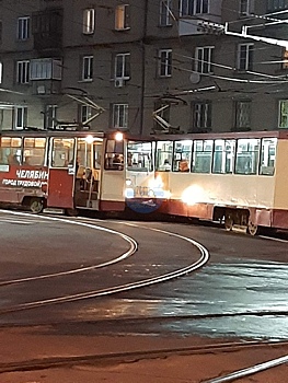 В Челябинске столкнулись два трамвая
