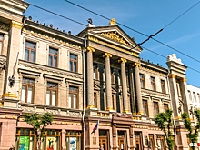 Художественный музей получил коллекцию картин покойного депутата губдумы Олега Дьяченко