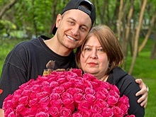 Мать Давида Манукяна зарегистрировала в Новосибирске бренд DAVA
