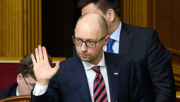 Министр обороны Украины "вооружил" ряд политиков