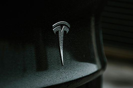 Tesla хочет тестировать роботакси в Китае