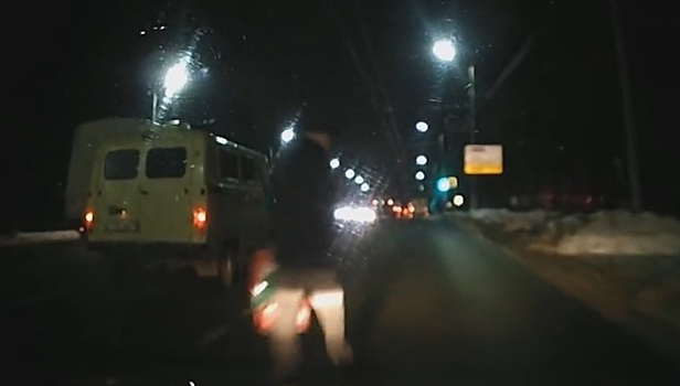 Пожилой пешеход-нарушитель спровоцировал ДТП в Туле
