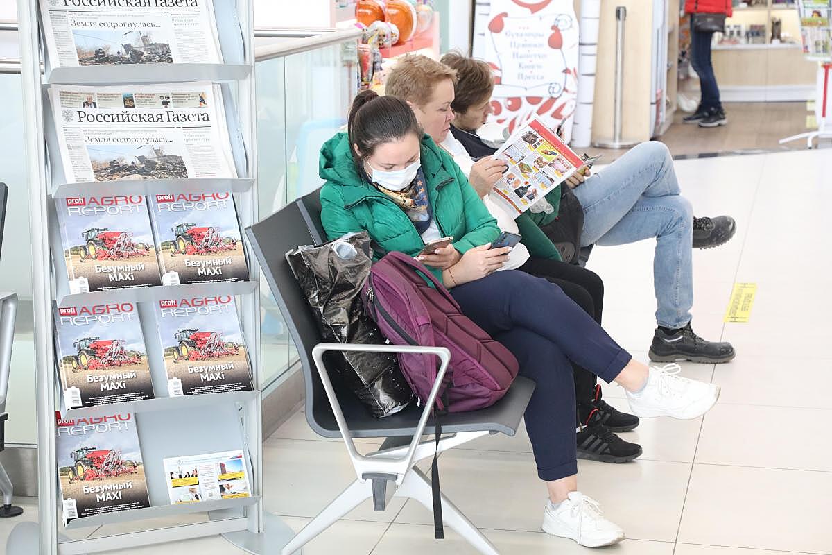Ожидающих рейса на Москву в нижегородском аэропорту пассажиров разместят в гостиницах