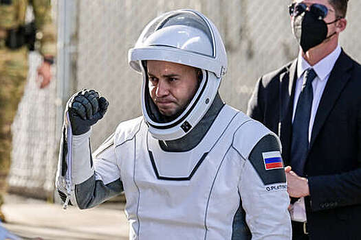 Появились кадры с космонавтом Платоновым, впервые отправившимся на орбиту