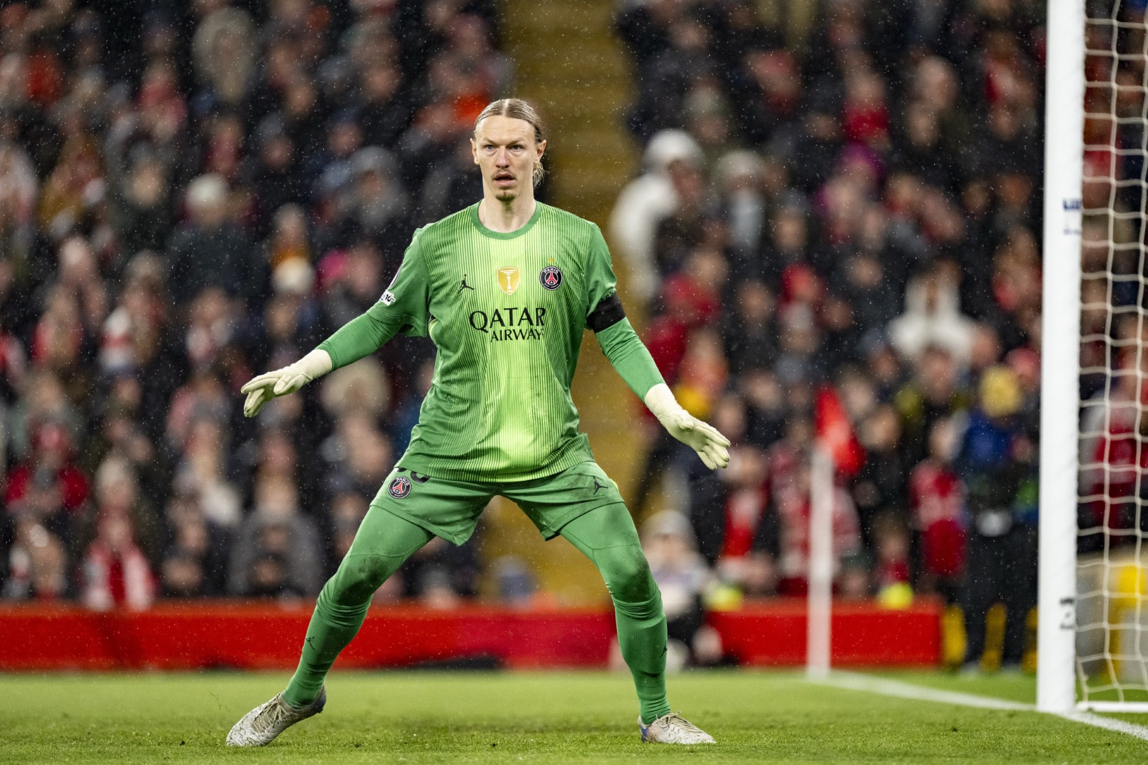 Сафонов вошел в символическую сборную четвертьфинала Лиги чемпионов - WhoScored