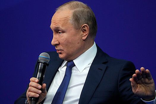 Путин пообещал угостить сопредседателя штаба ОНФ салатом