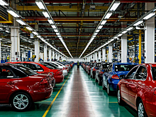 Рынок новых авто в РФ упал на 19% в 2025 году