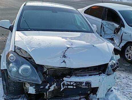 В Самаре после ДТП с травмой головы госпитализирована пассажирка иномарки