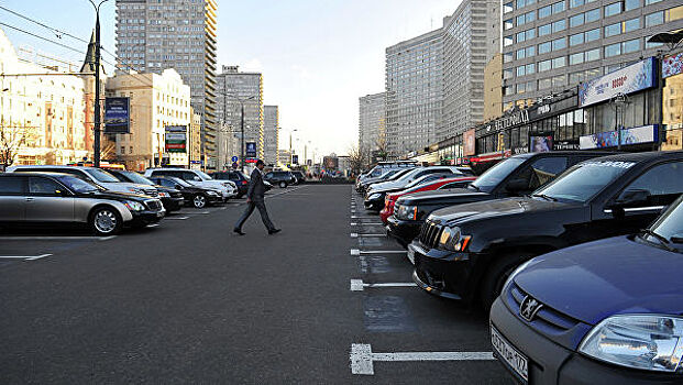 Более 100 парковочных мест появится в Москве из-за изменения схемы движения