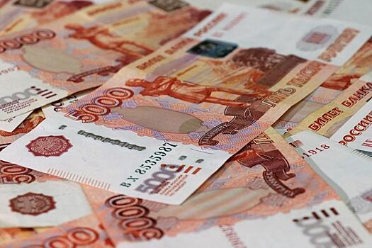 Угрожал все взорвать: в Приморье из банка вынесли более пяти миллионов рублей