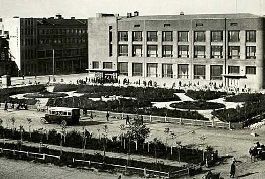 Мэр Кудрявцев показал архивное фото Новосибирска