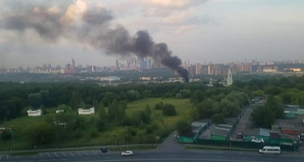 На территории храма в Москве произошел пожар