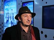 «Потеряли подряд троих близких людей»: звезда «Улиц разбитых фонарей» Александр Лыков рассказал, как его семья пережила пандемию