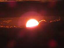 На Солнце произошел взрывной выброс плазмы