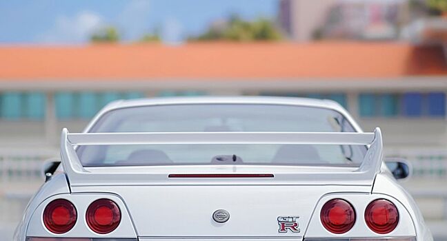 Самый дорогой Nissan Skyline GT-R R34 продан на аукционе