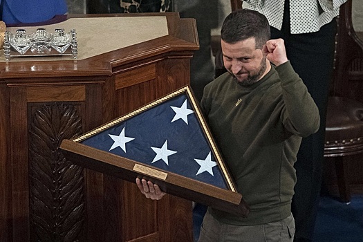 Эксперт Минченко: коррупция на Украине была бы невозможна без прикрытия США и ЕС