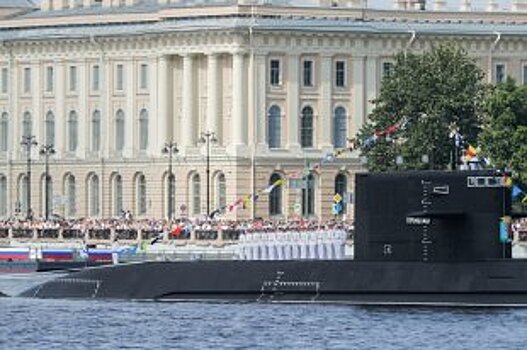В Новороссийске свыше тысячи моряков отметили День ВМФ