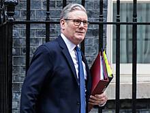 Стармер пообещал давить на Россию