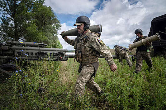 Украинский военнослужащий заявил о торговле поставляемым Западом оружием