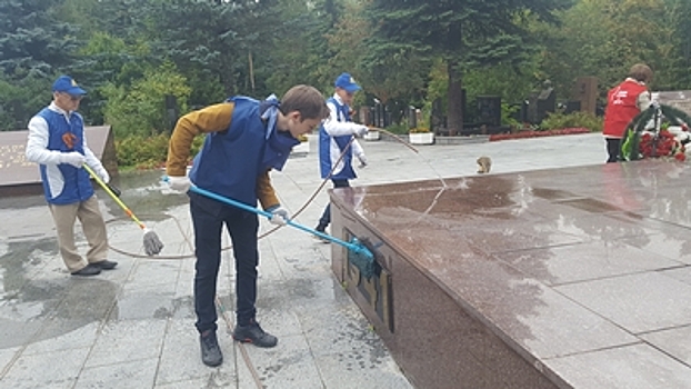 Мемориально-патронатную акцию посвятили 870-летию Москвы