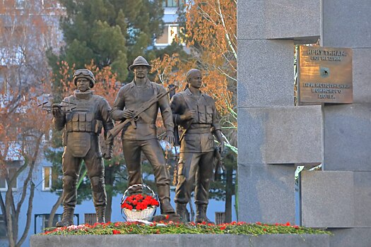 Мэр Руслан Болотов: Площадь Декабристов в Иркутске заявлена на участие в конкурсе Минстроя России по отбору лучших практик благоустройства