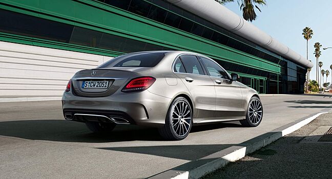 Рассекречен салон нового Mercedes-Benz C-класса
