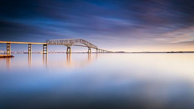 Политолог Маркелов: обрушение моста в Балтиморе сильно ударит по экономике США
