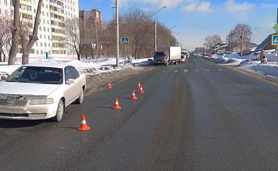 Беременная несовершеннолетняя попала под колеса седана в Ленинском районе