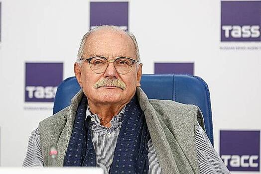 Михалков раскритиковал Познера за новый фильм на «Первом канале»