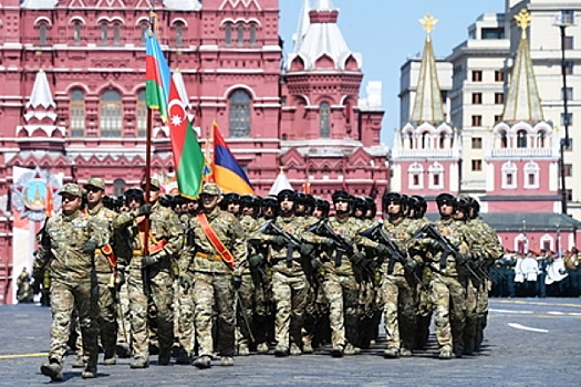Азербайджанцы рвутся в армию