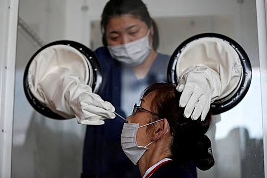 Японские специалисты выявили новый вариант коронавируса