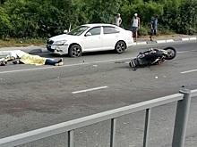 Пешеход, мотоциклист и его пассажирка погибли в ДТП в Крыму. Видео