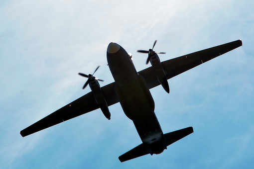 SHOT: на Камчатке самолет Ан-26 выкатился за пределы взлетной полосы