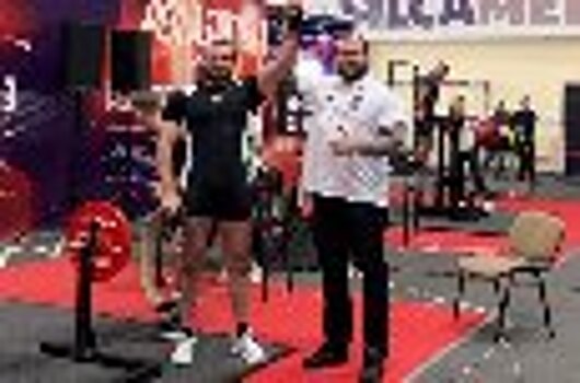 Сотрудник СИЗО-3 ГУФСИН России по г. Москве установил рекорд мира в бицепсовом двоеборье