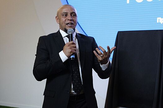 Роберто Карлос ответил Артуро Видалю, спевшему непристойную песню про мадридский «Реал»