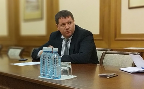 Свердловский вице-губернатор тайно встретился с политтехнологами, чтобы вернуть прямые выборы мэра