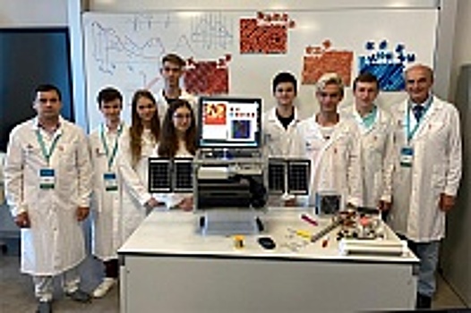 Школьники под руководством преподавателя МИЭТа создают первый в мире космический микроскоп