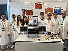 Школьники под руководством преподавателя МИЭТа создают первый в мире космический микроскоп
