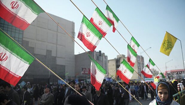 Иранский контейнеровоз отправился в Европу впервые за пять лет