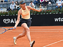 Шарапова не смогла выйти в четвертьфинал турнира WTA