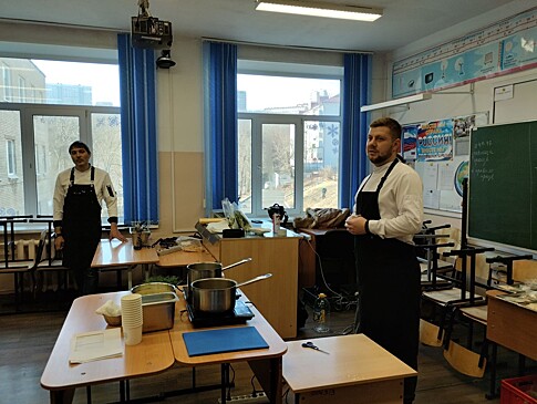 Школьникам Владивостока раскрыли «Миллионку» на вкус